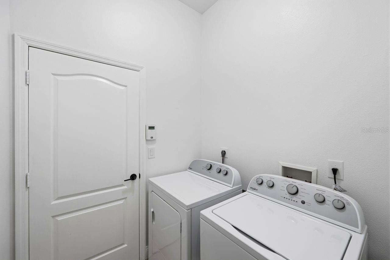 6011 CHAPARRAL AVE — photo 29