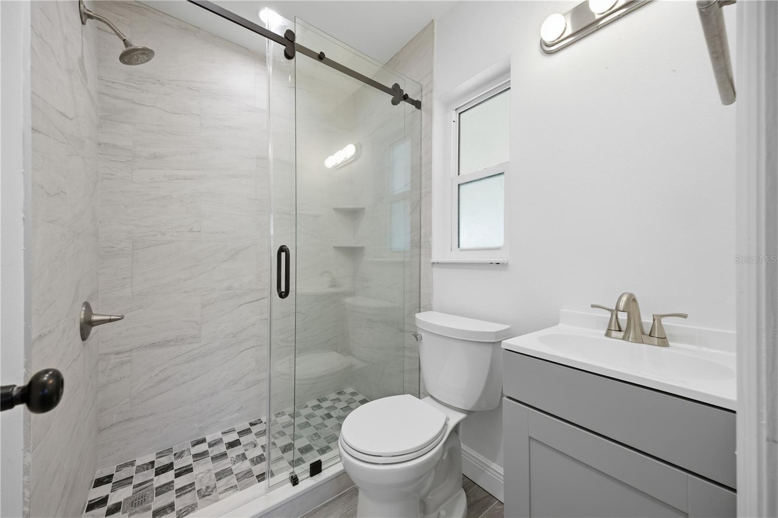 440 89TH AVE — photo 23