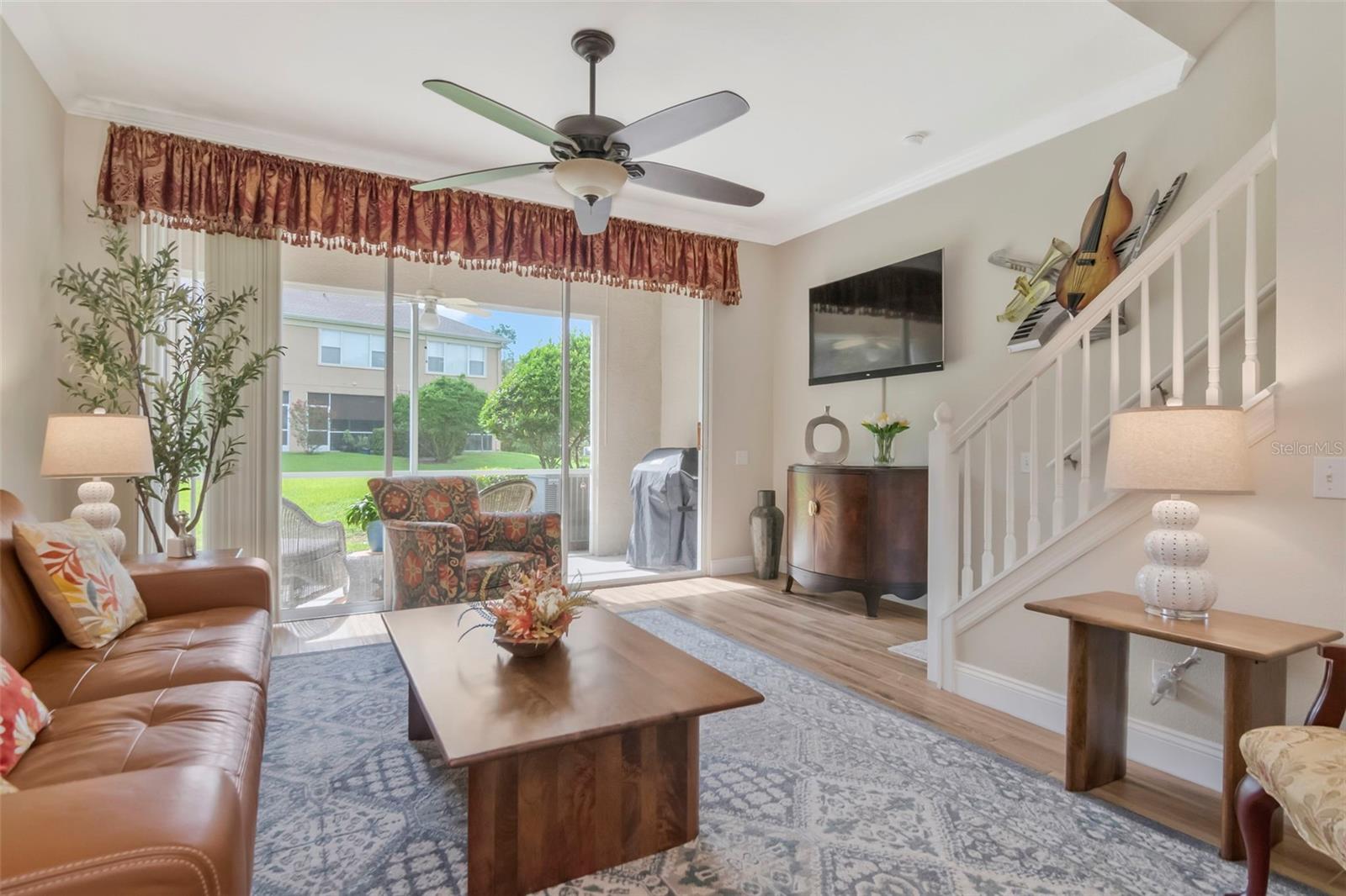 4111 BISMARCK PALM DR — photo 4