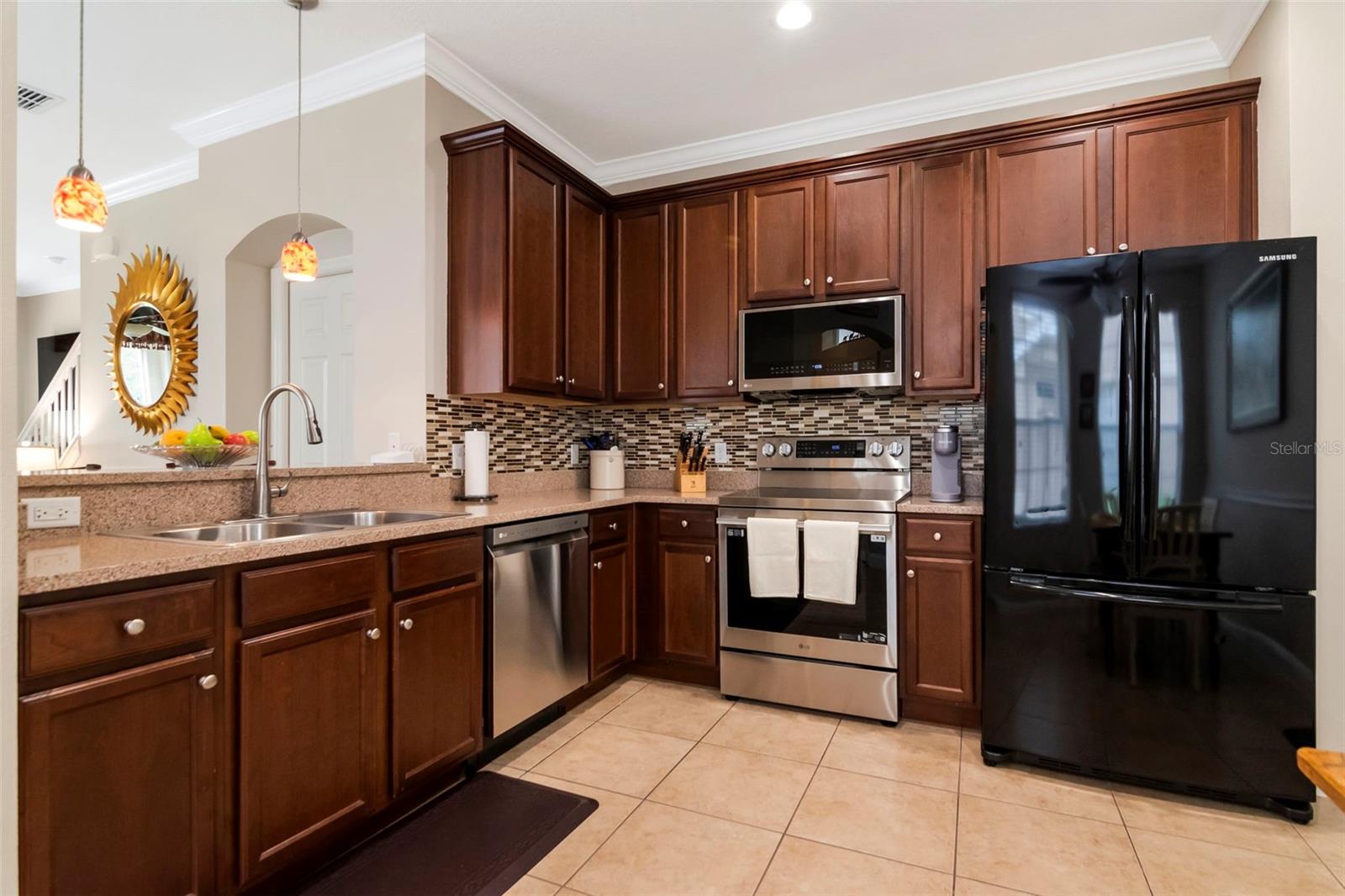 4111 BISMARCK PALM DR — photo 11