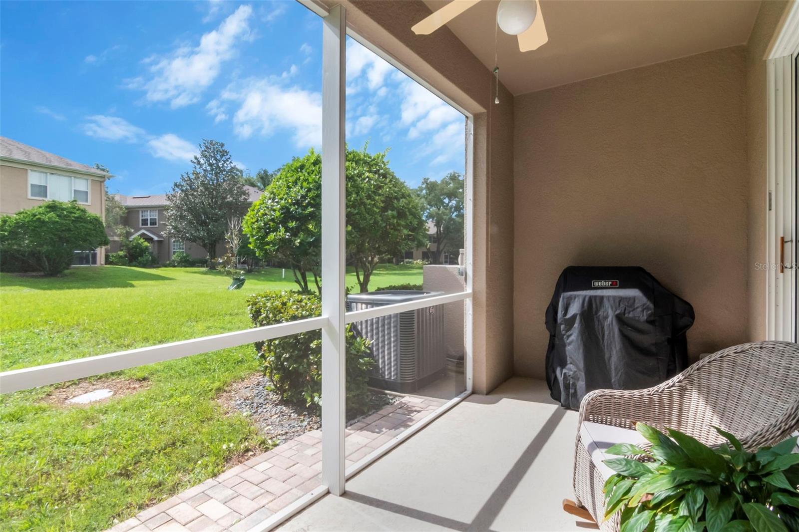 4111 BISMARCK PALM DR — photo 27