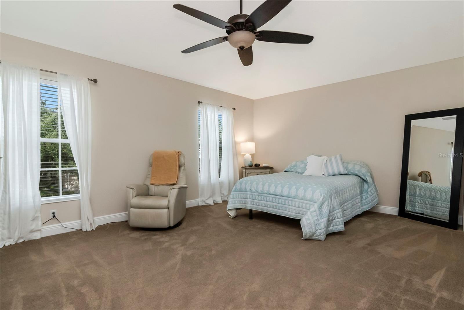 4111 BISMARCK PALM DR — photo 25