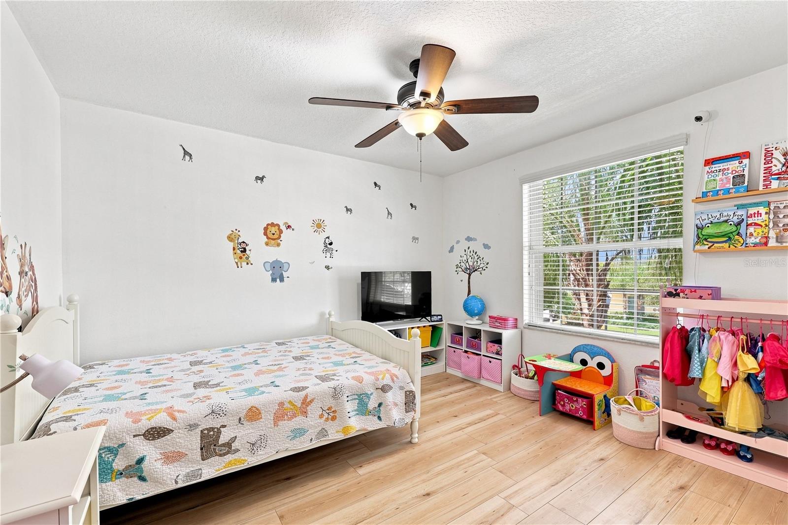 16613 MYRTLE SAND DR — photo 31