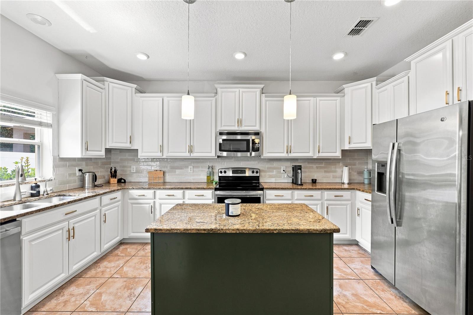16613 MYRTLE SAND DR — photo 9