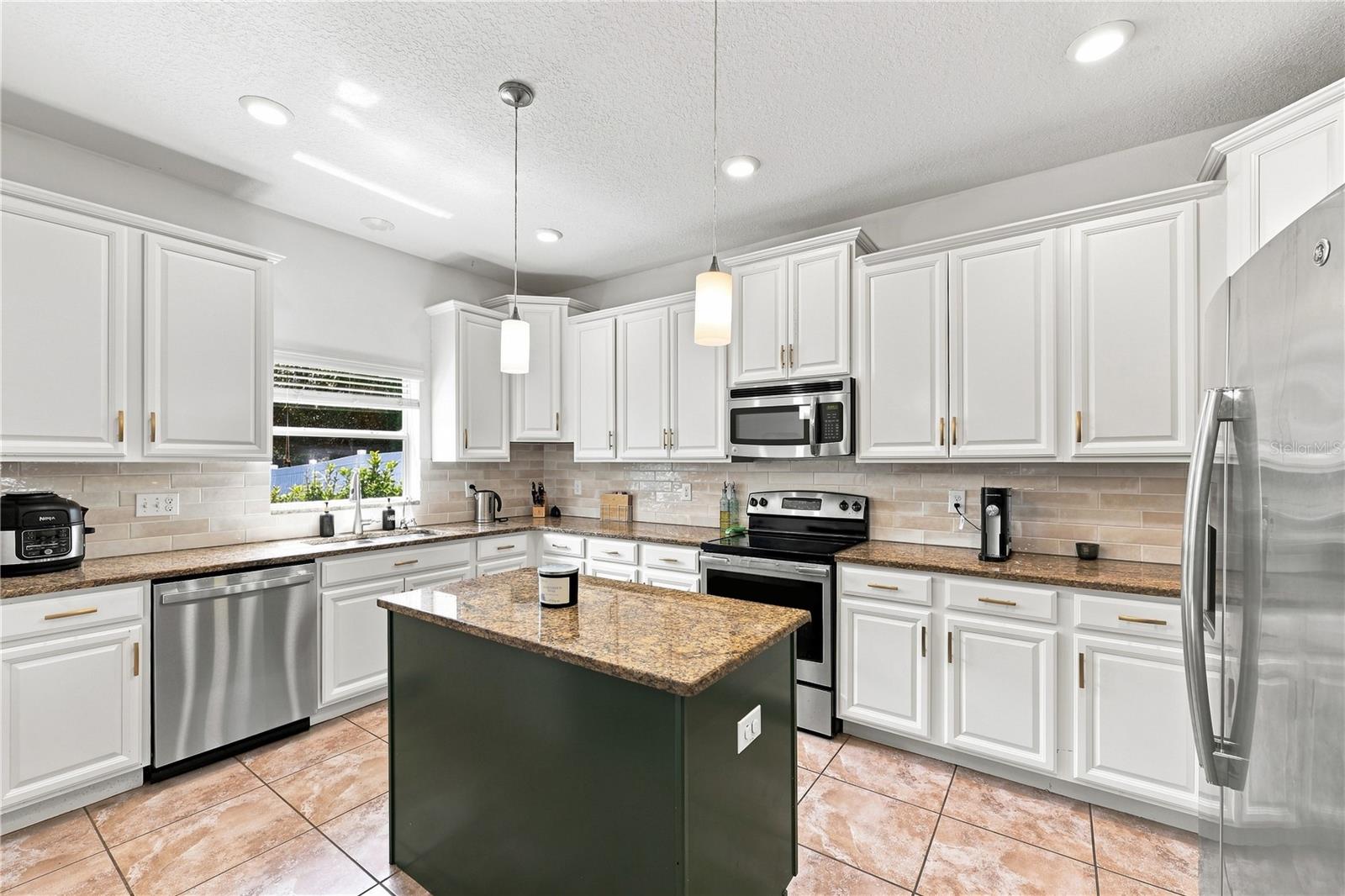 16613 MYRTLE SAND DR — photo 10