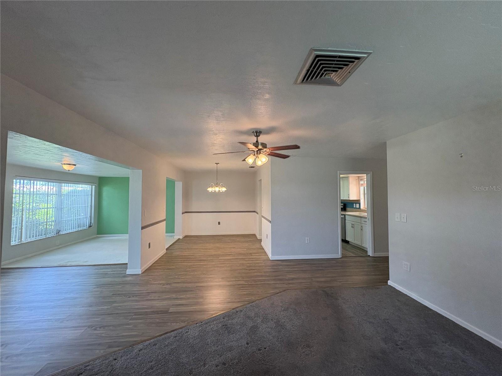 3276 BRUNSWICK LN #705 — photo 3