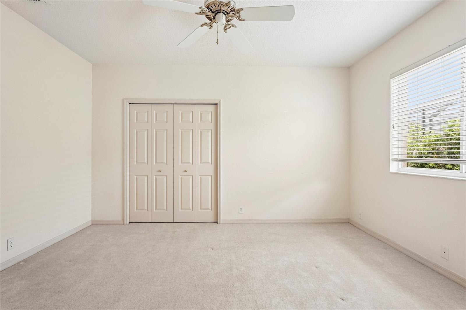 403 LANSBROOK DR — photo 42