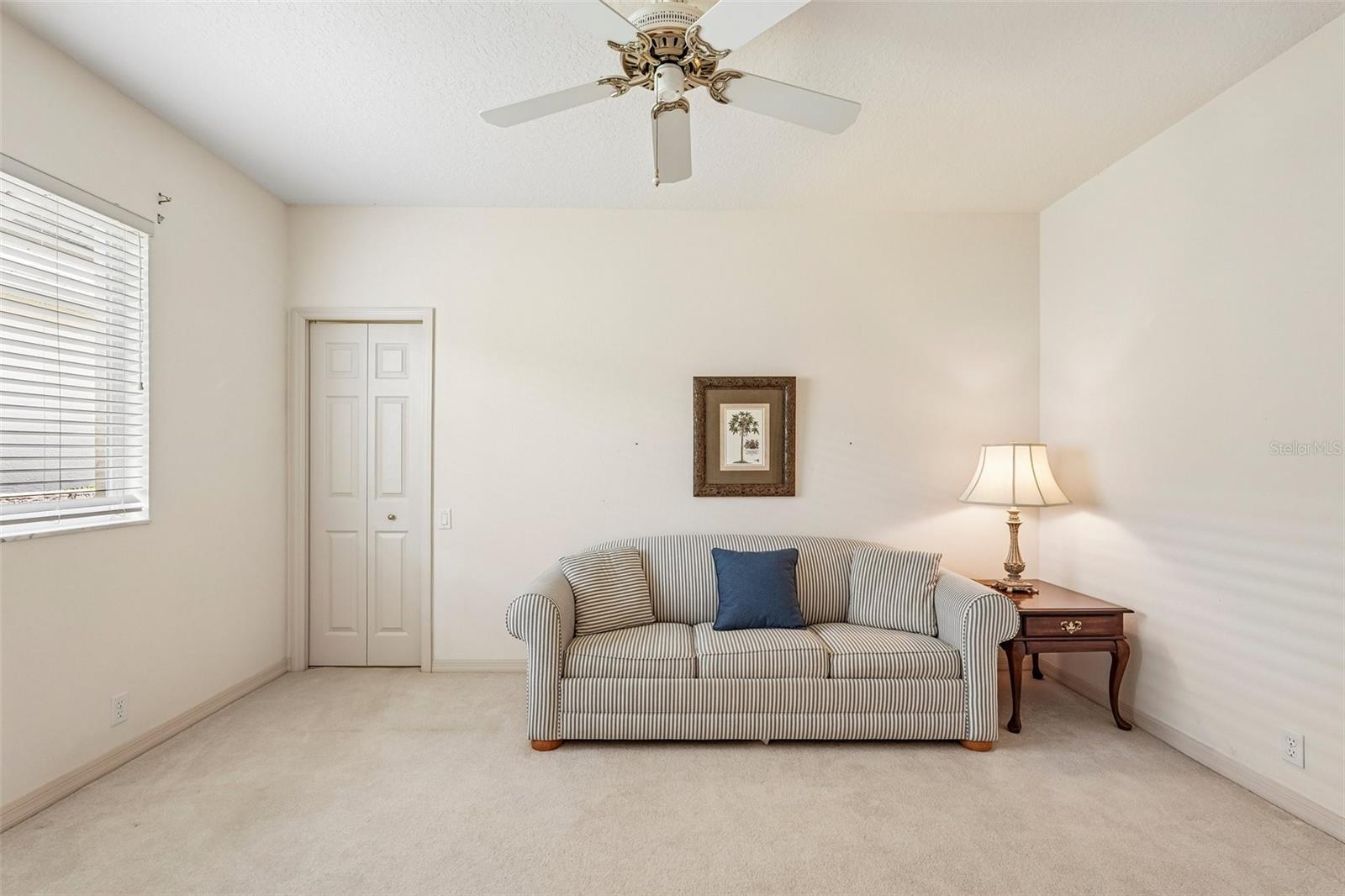 403 LANSBROOK DR — photo 39