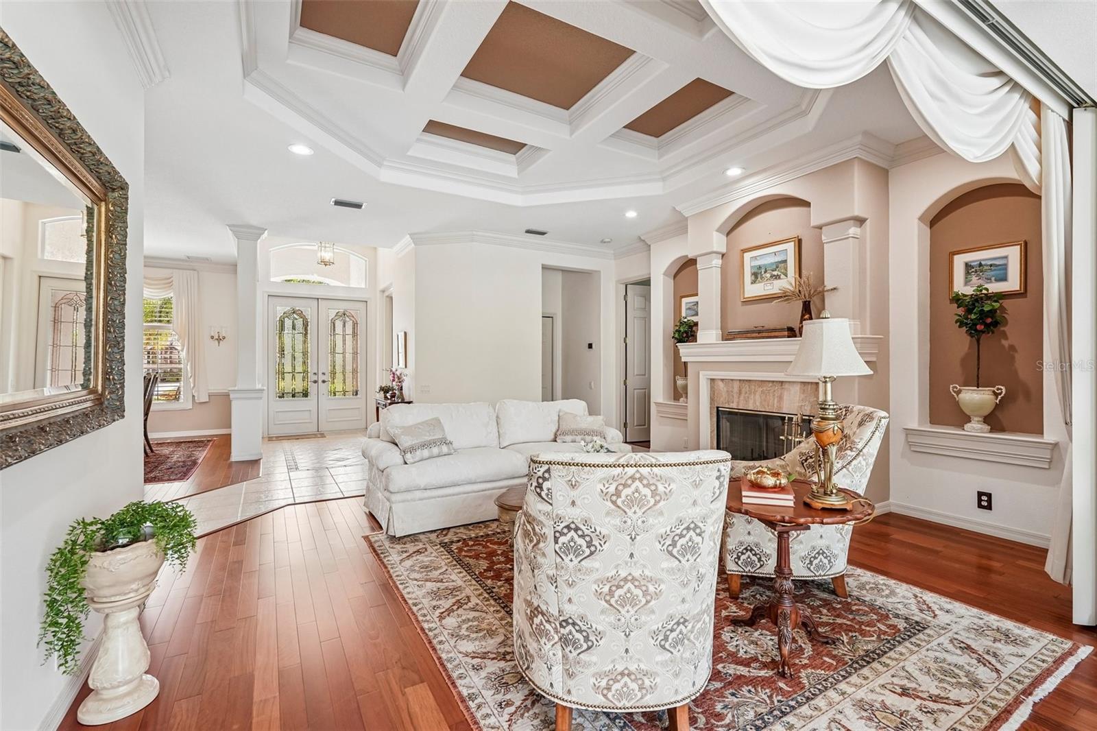 403 LANSBROOK DR — photo 4