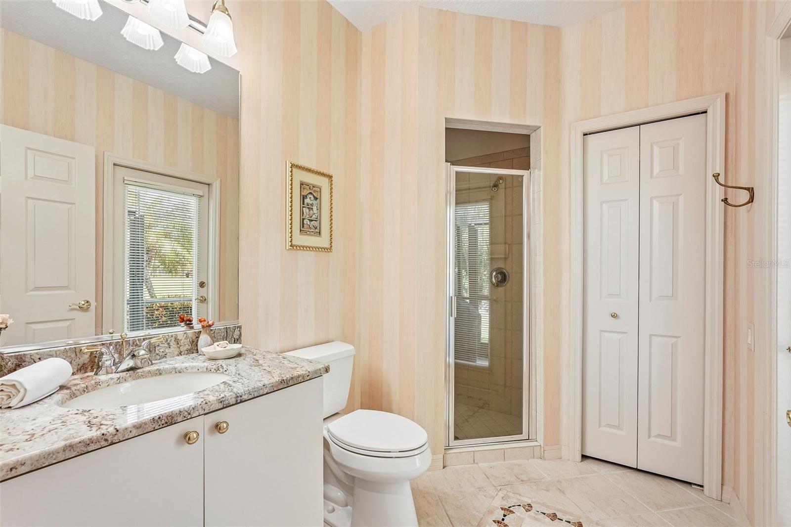 403 LANSBROOK DR — photo 36