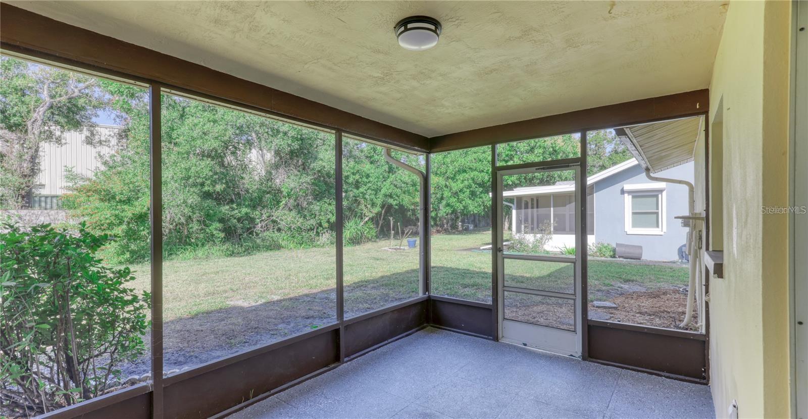 4318 GREAT LAKES DR N — photo 25