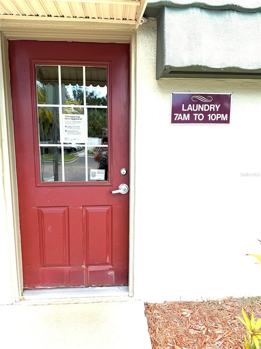 1799 N HIGHLAND AVE #75 — photo 20