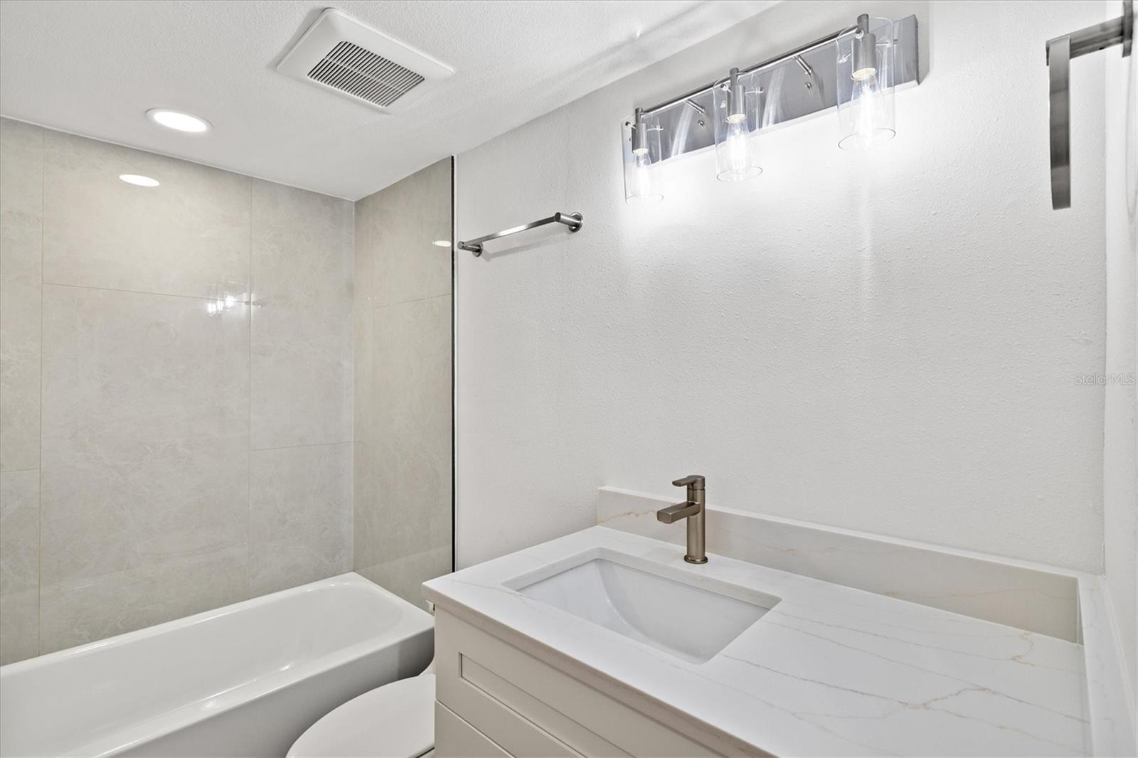 5600 BEACH WAY DR #111 — photo 20