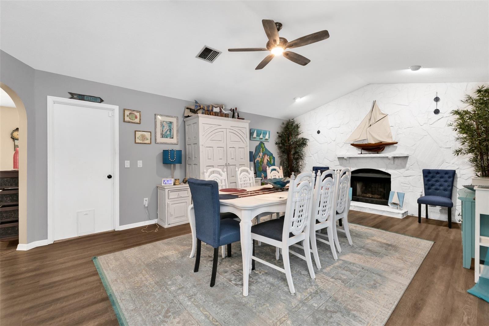 108 ANTILLA RD — photo 18