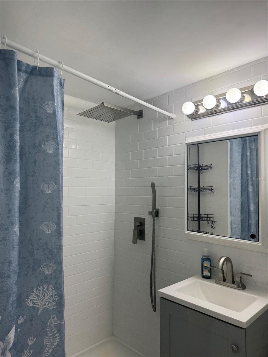 1834 SHORE DR S #6 — photo 24