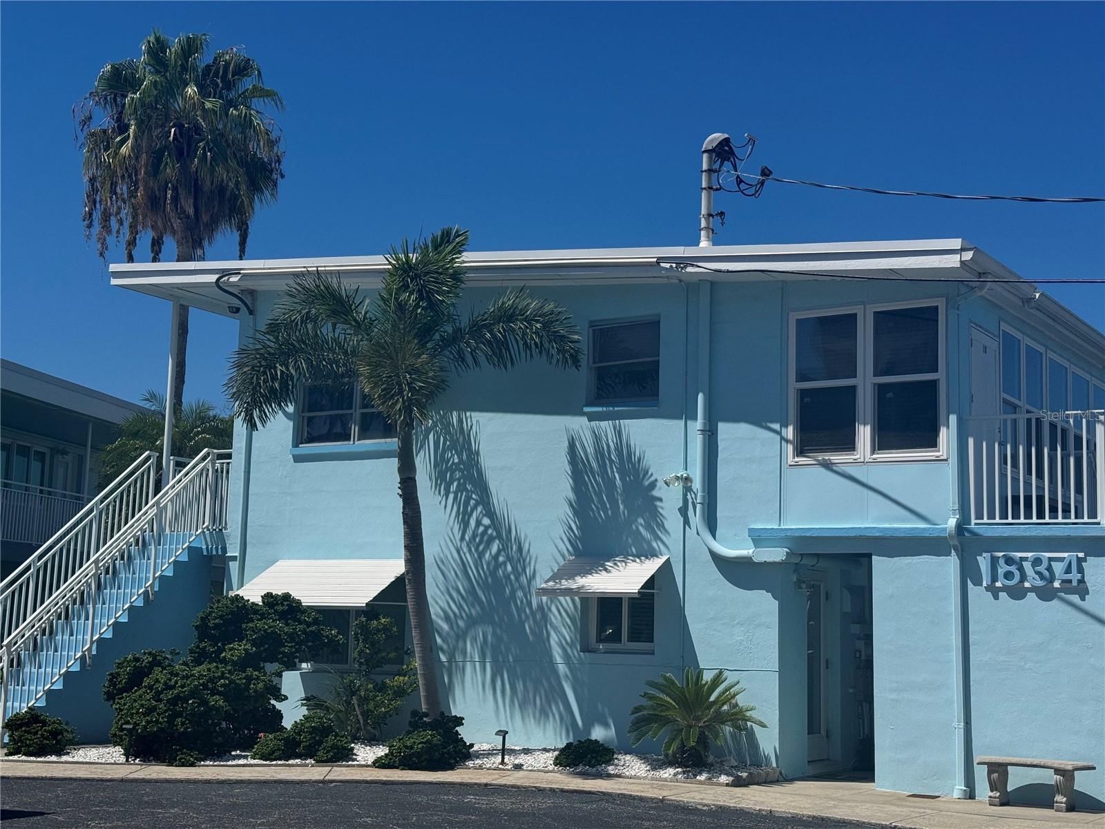 1834 SHORE DR S #6 — photo 2