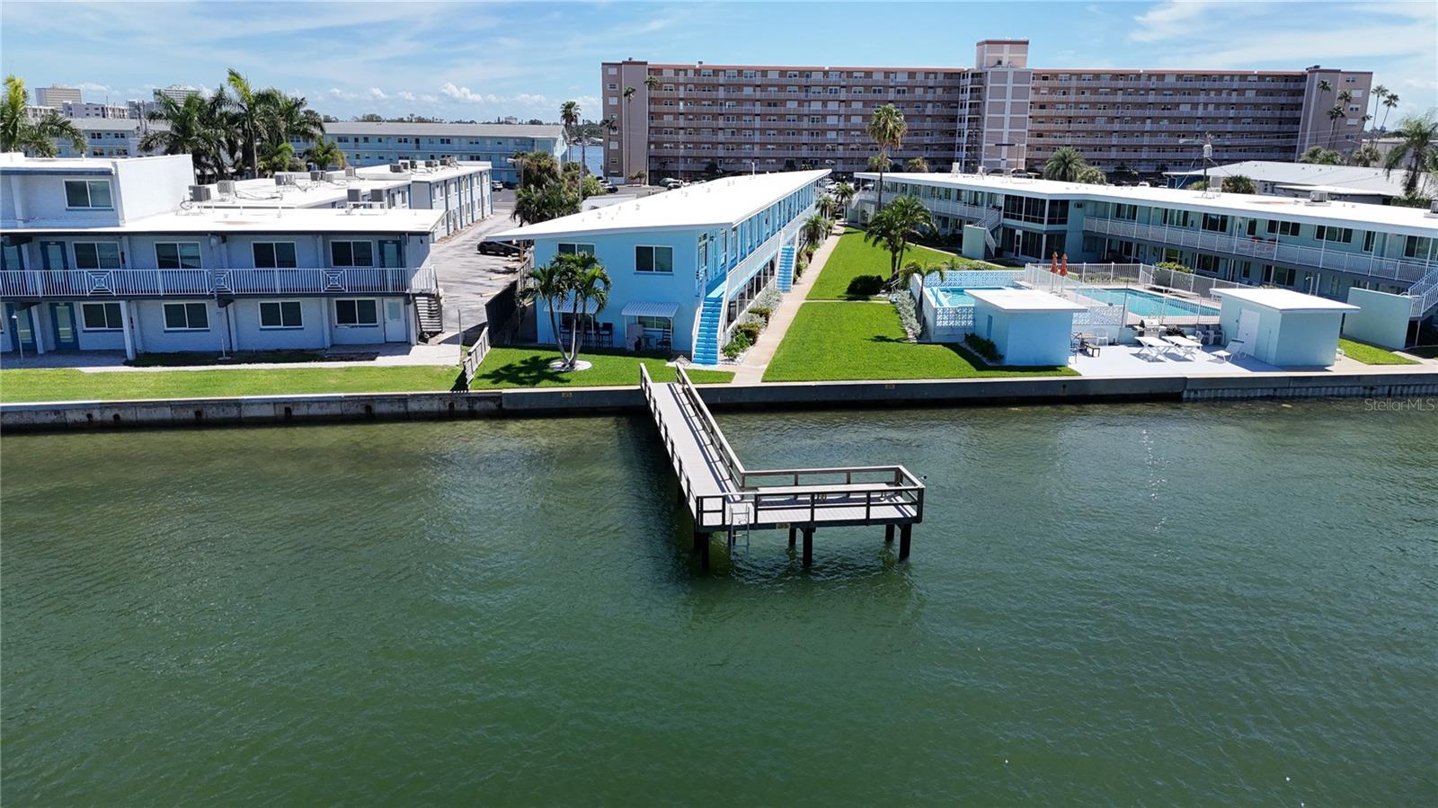 1834 SHORE DR S #6 — photo 32