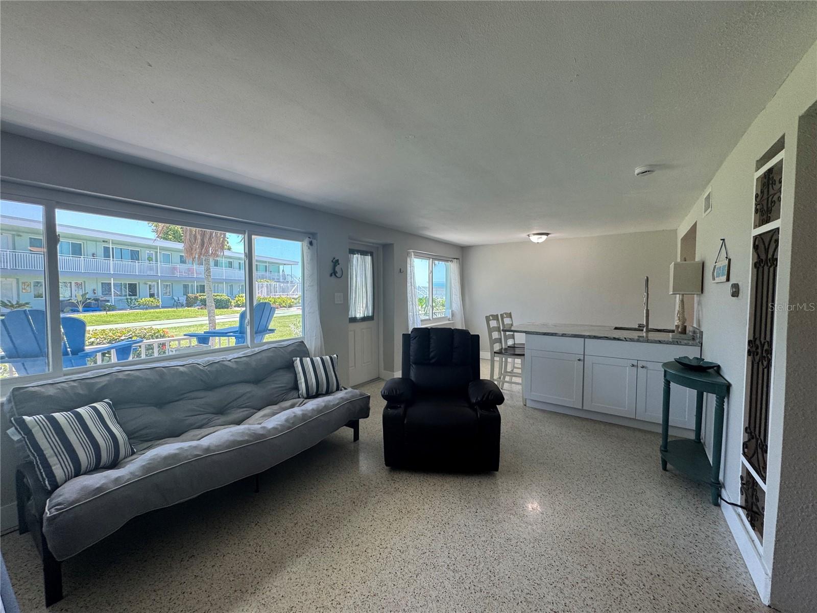 1834 SHORE DR S #6 — photo 7