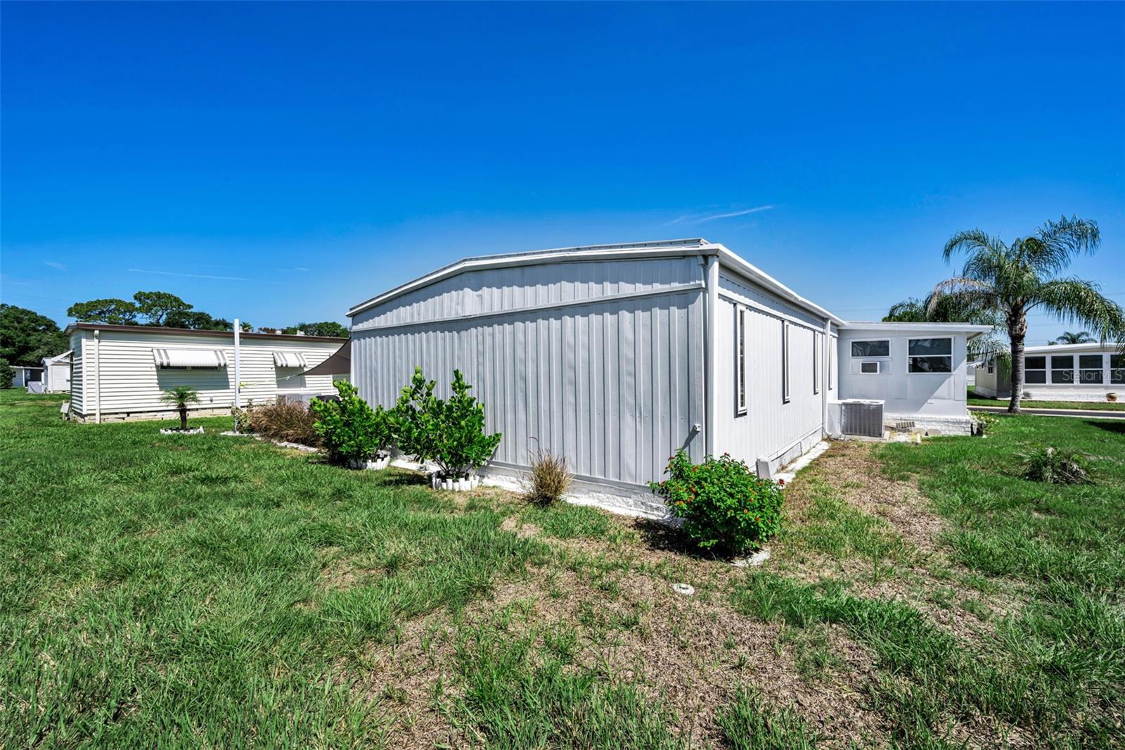 143 MELODY LN — photo 42