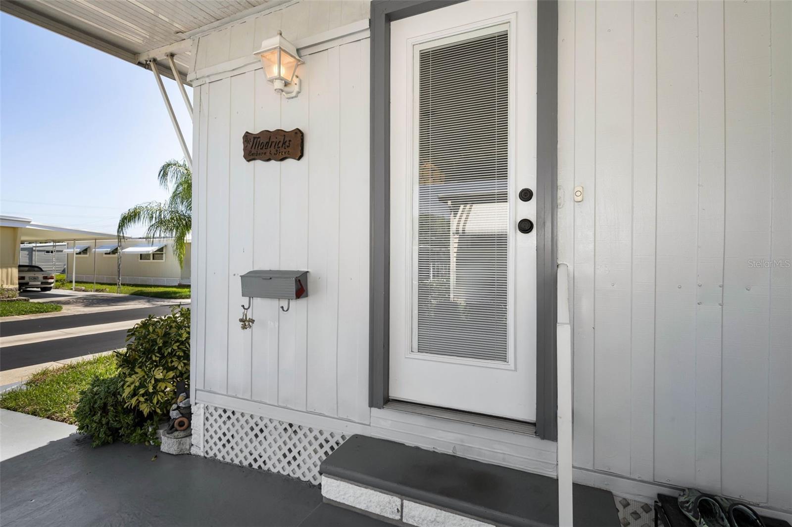 143 MELODY LN — photo 17