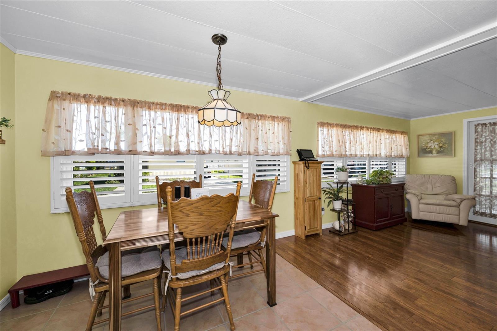 143 MELODY LN — photo 22