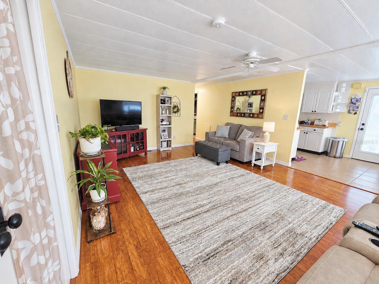 143 MELODY LN — photo 23