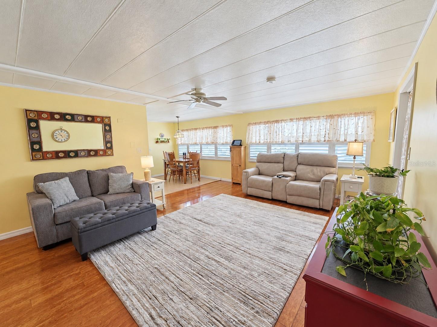 143 MELODY LN — photo 6
