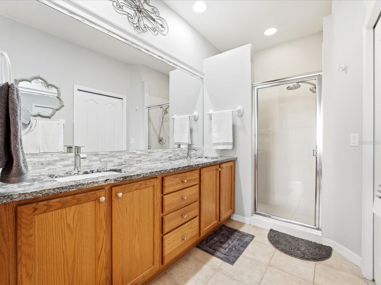 4693 WHISPERING OAKS DR — photo 23