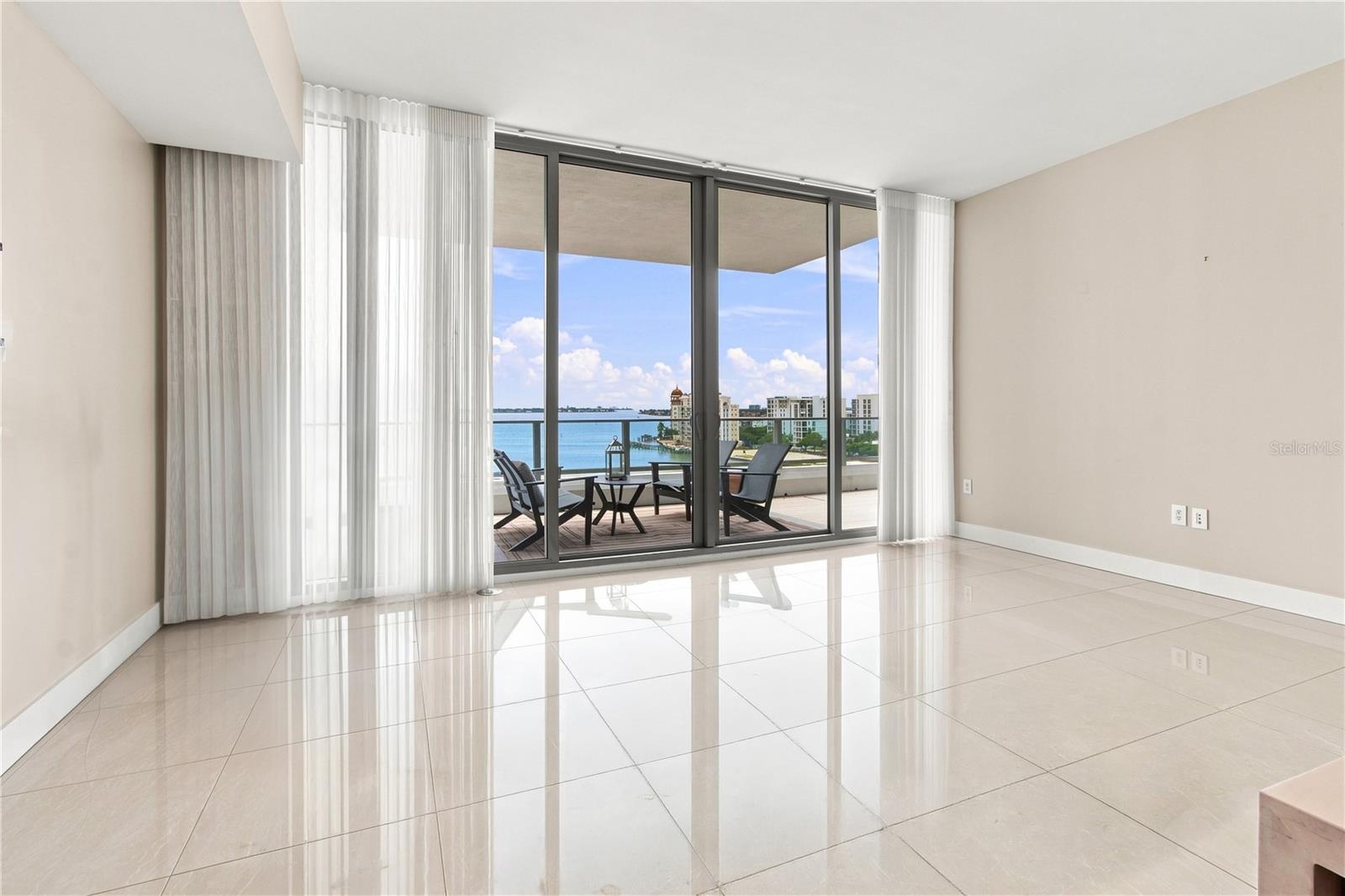 1155 N GULFSTREAM AVE #806 — photo 33