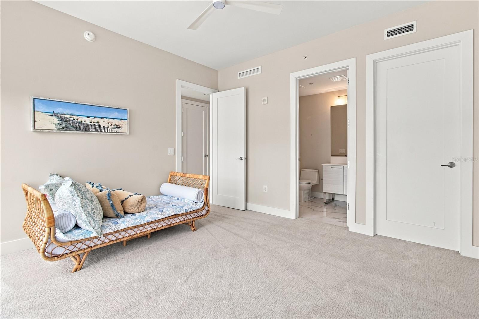 1155 N GULFSTREAM AVE #806 — photo 47
