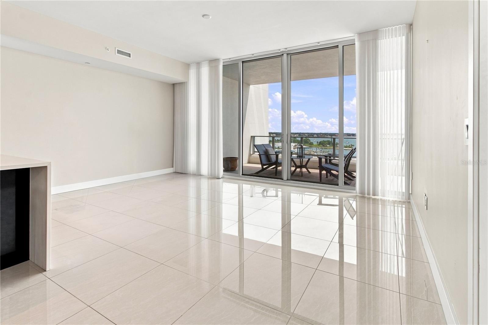 1155 N GULFSTREAM AVE #806 — photo 32