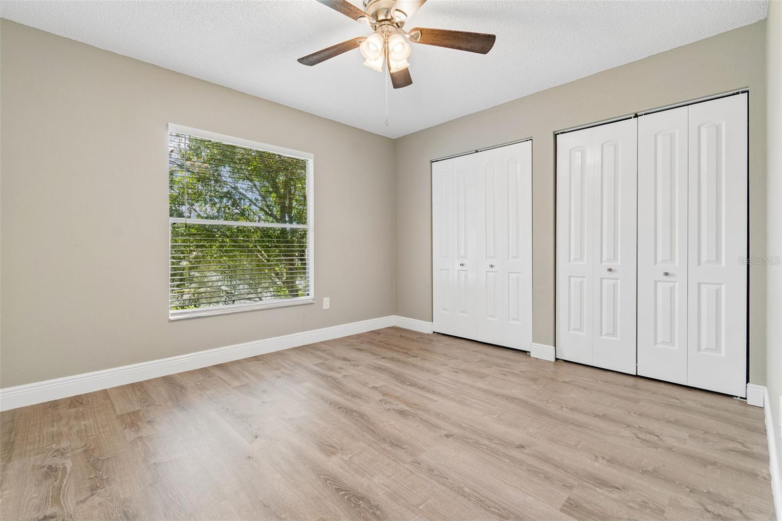 12914 LONGCREST DR — photo 15
