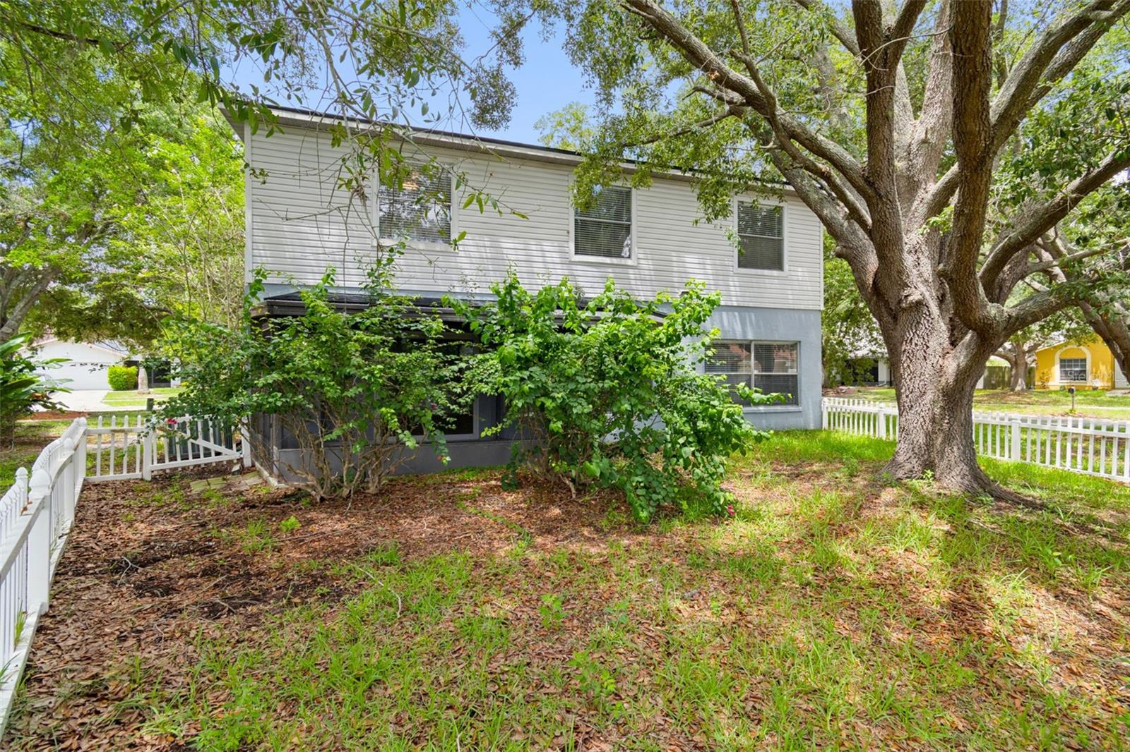 12914 LONGCREST DR — photo 56