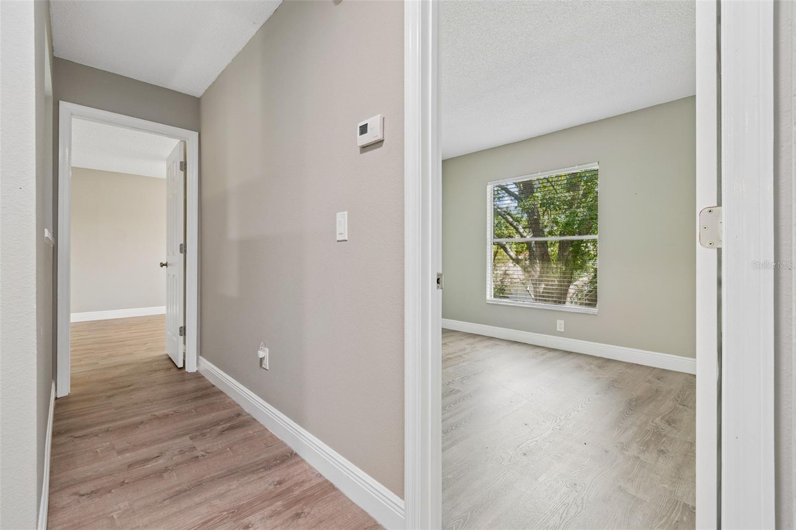 12914 LONGCREST DR — photo 36