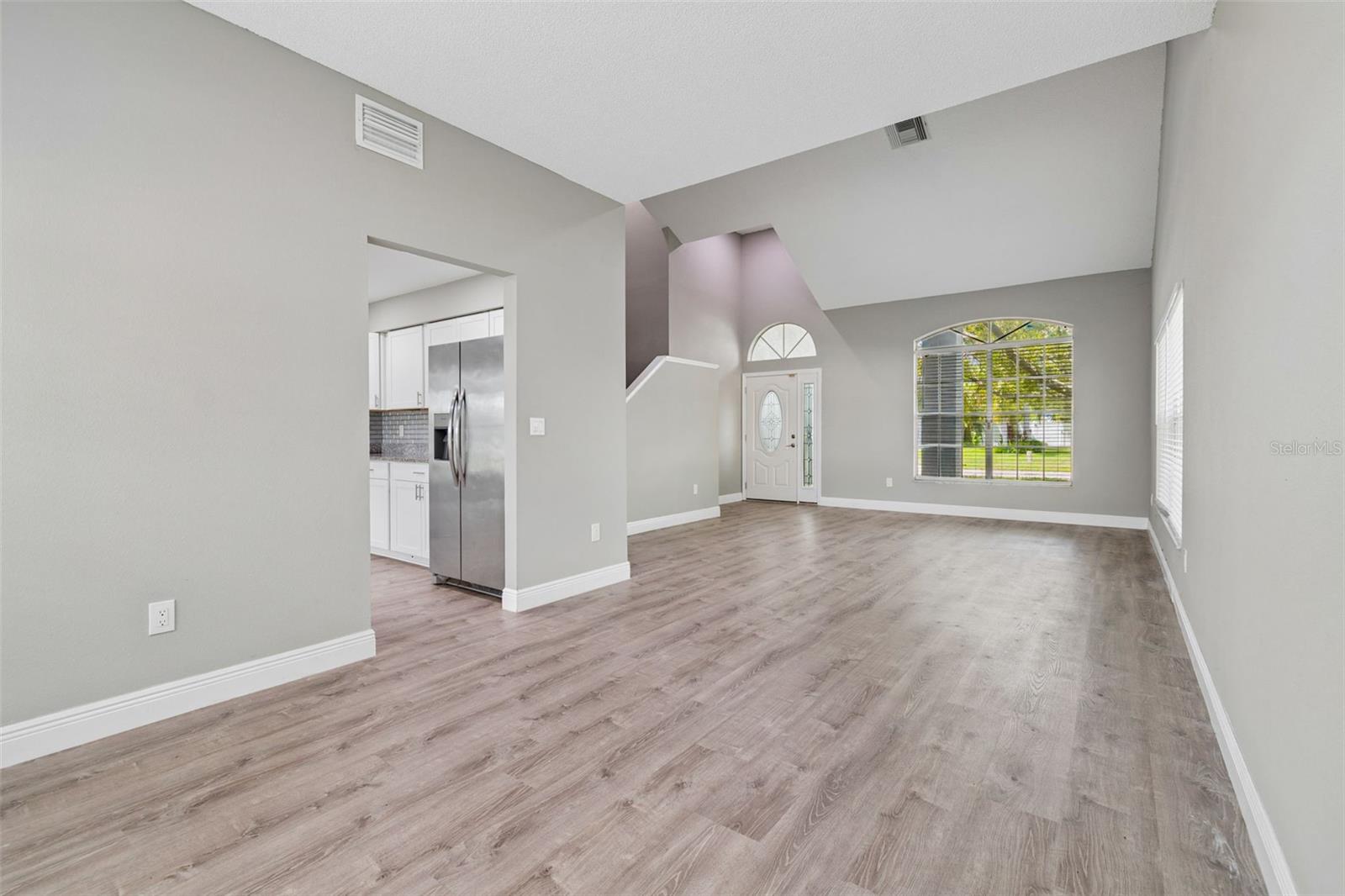 12914 LONGCREST DR — photo 22