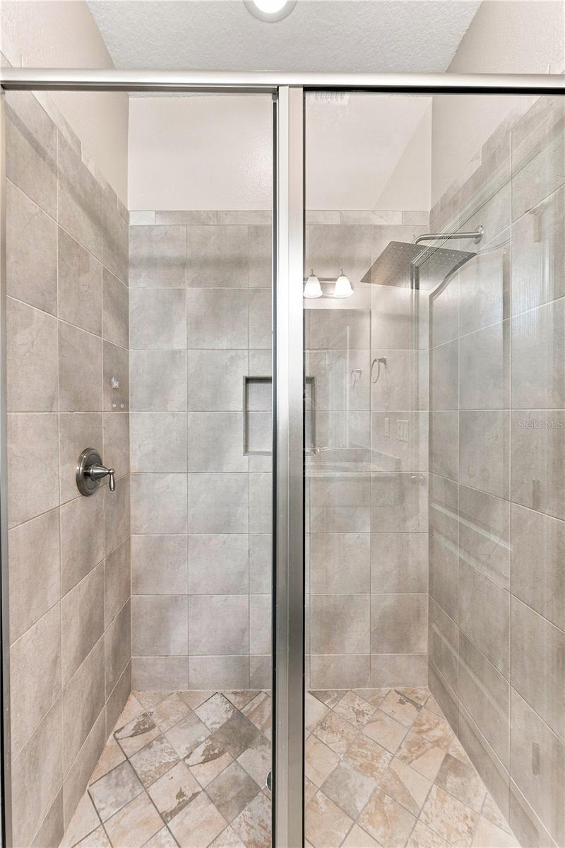 17013 VILESTA DR — photo 18