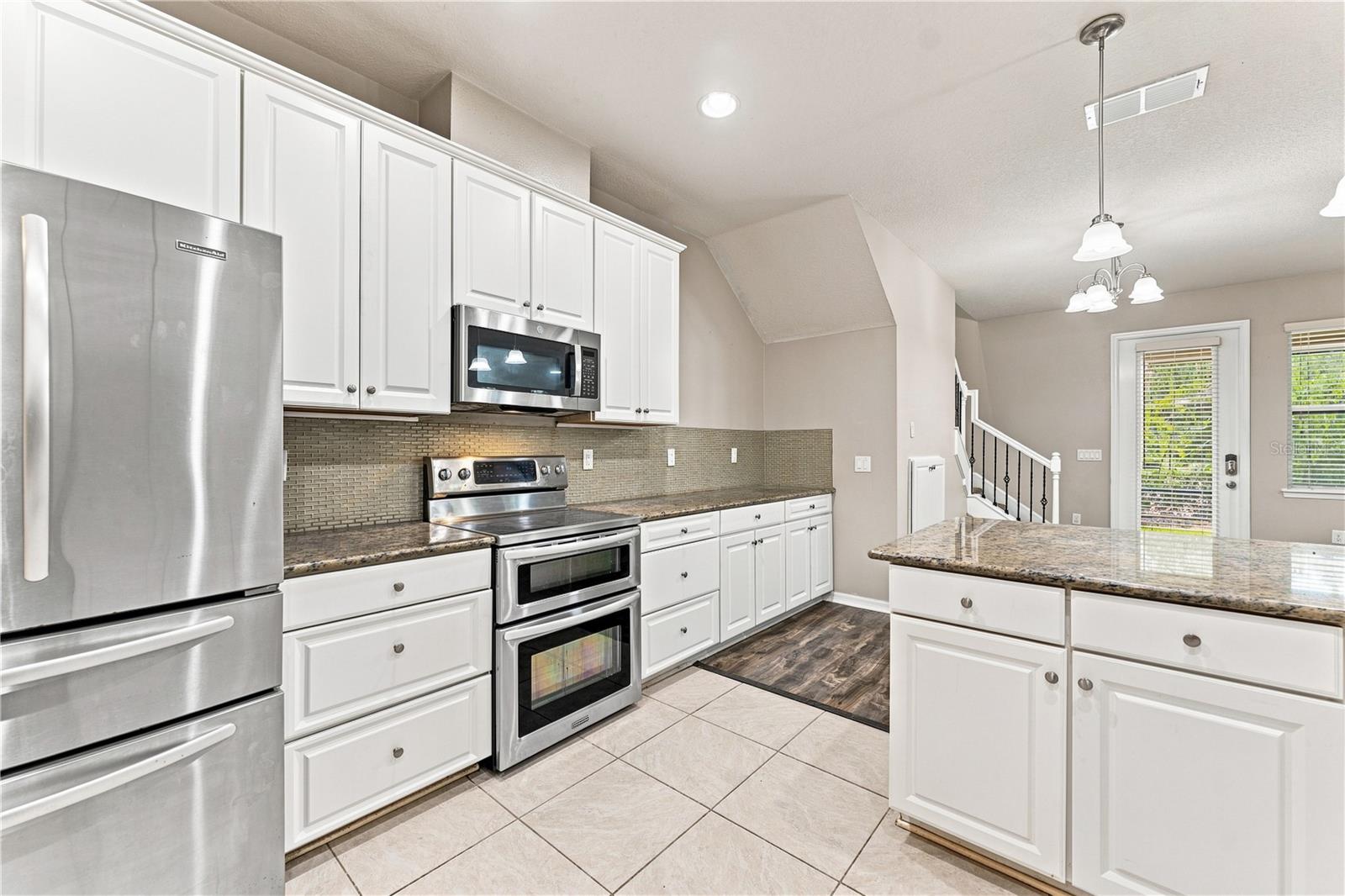 17013 VILESTA DR — photo 11
