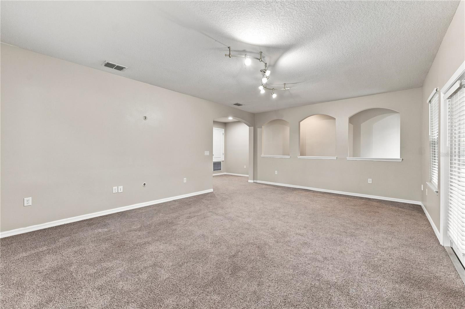 17013 VILESTA DR — photo 22