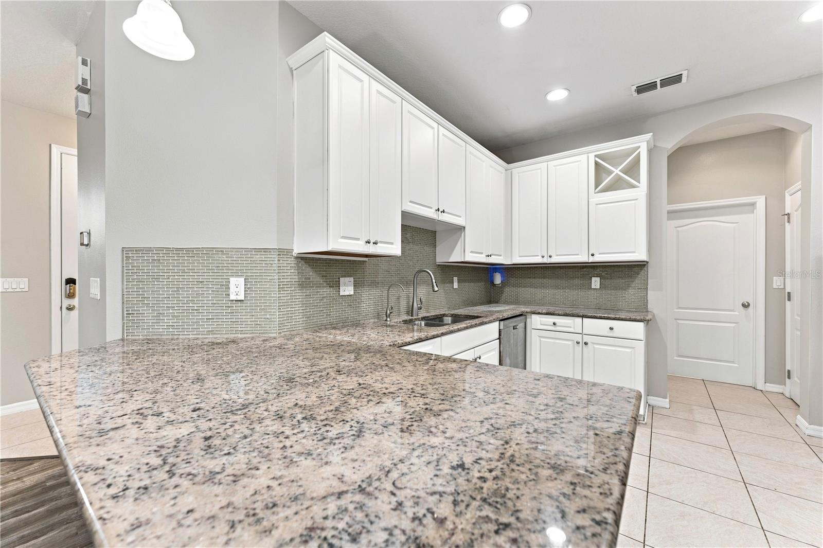 17013 VILESTA DR — photo 6