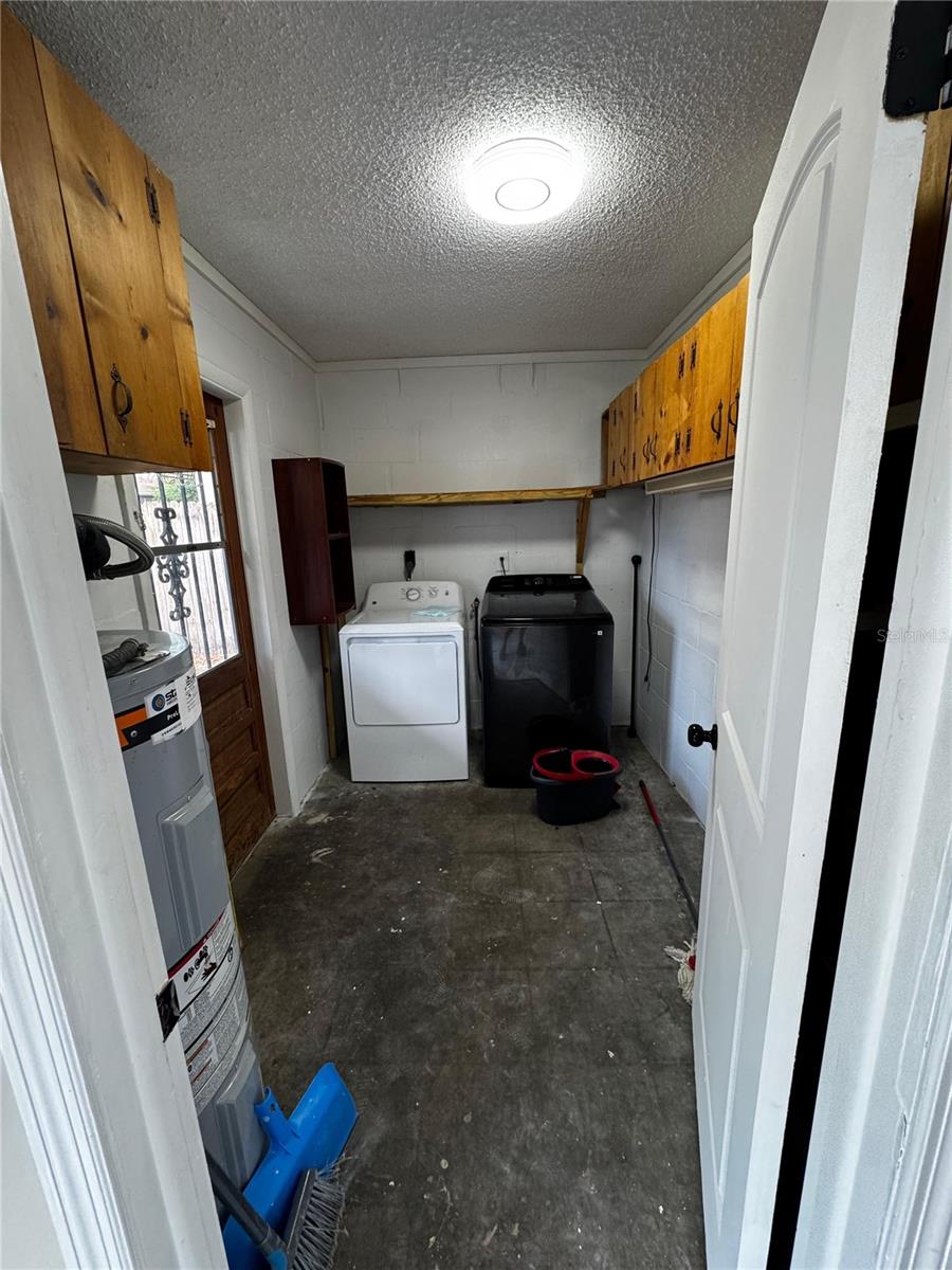 4202 E OKARA RD — photo 18