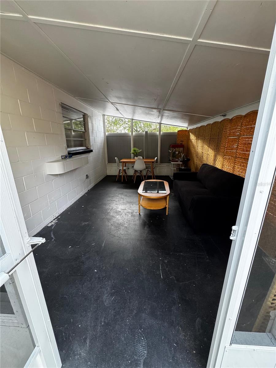 4202 E OKARA RD — photo 14