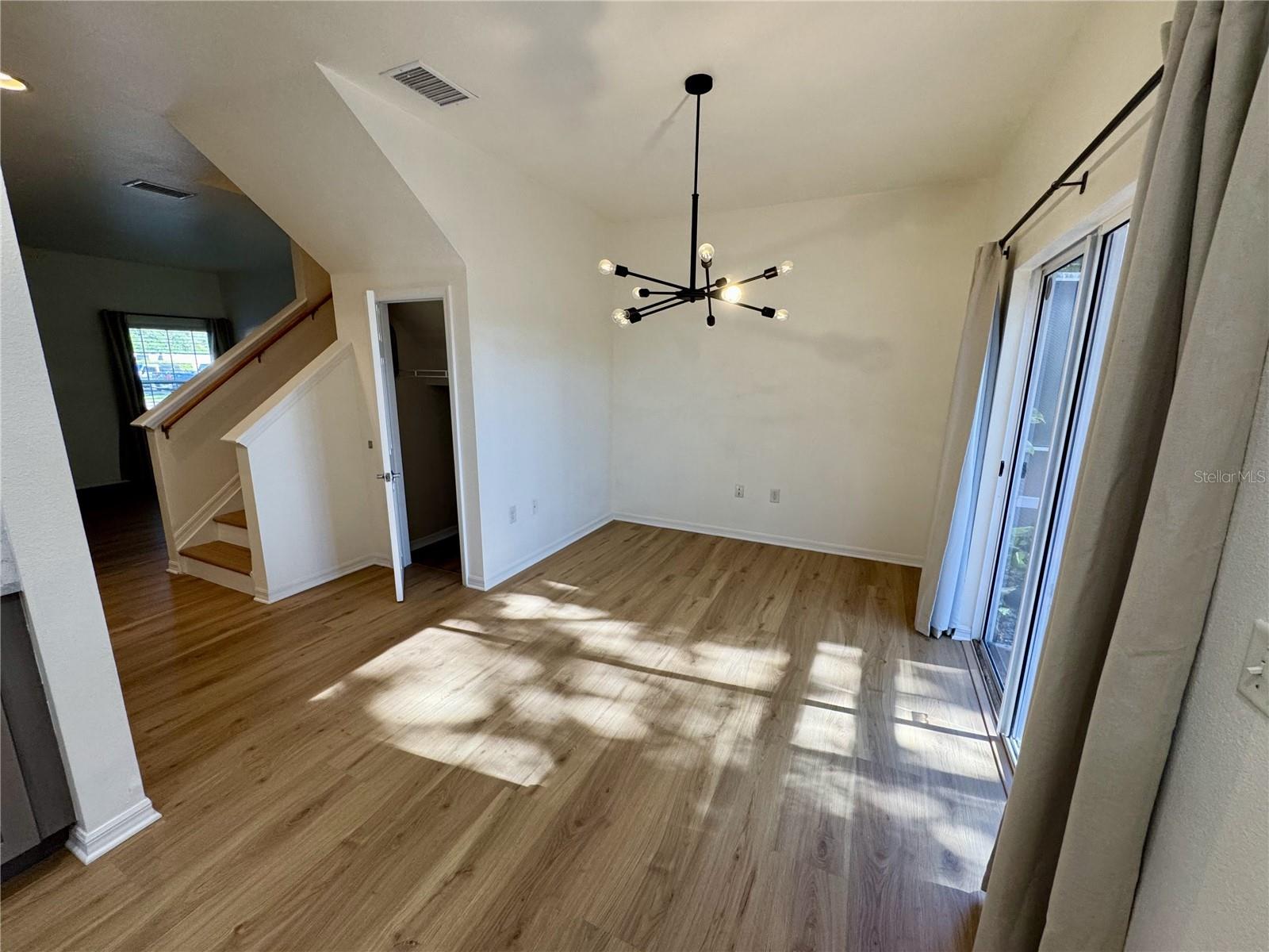7702 PLANTATION CIR — photo 7
