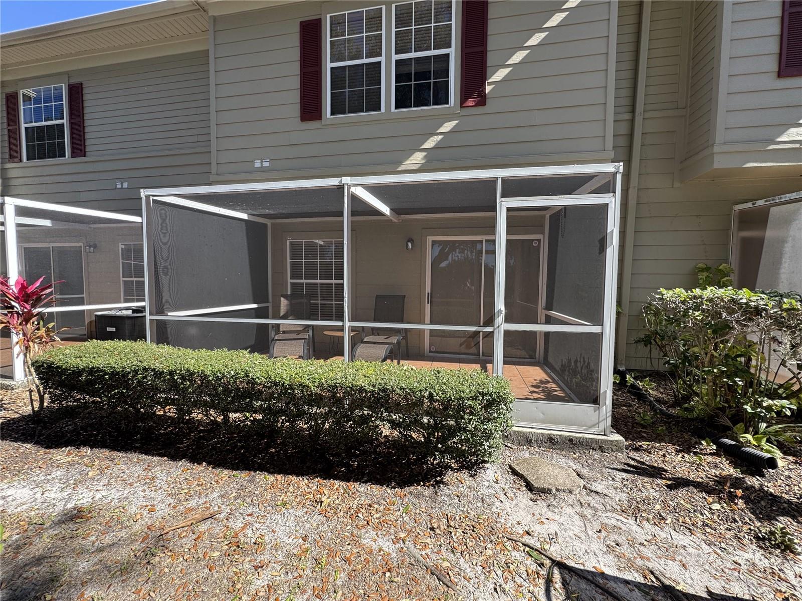 7702 PLANTATION CIR — photo 9