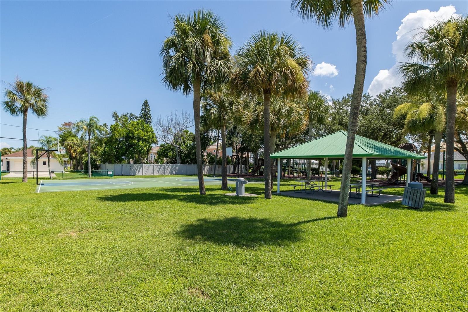 2501 BAY BLVD — photo 47