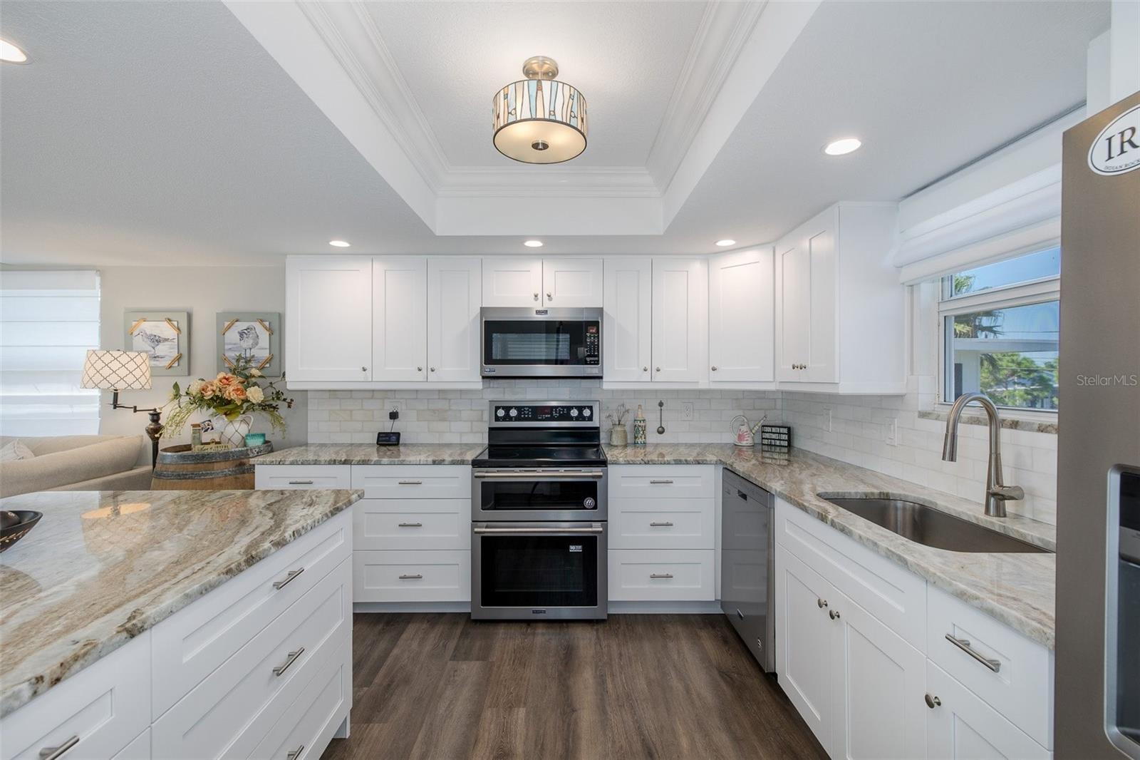 2501 BAY BLVD — photo 8