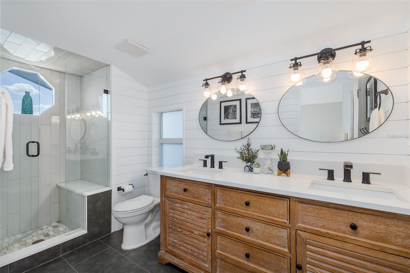 2501 BAY BLVD — photo 18