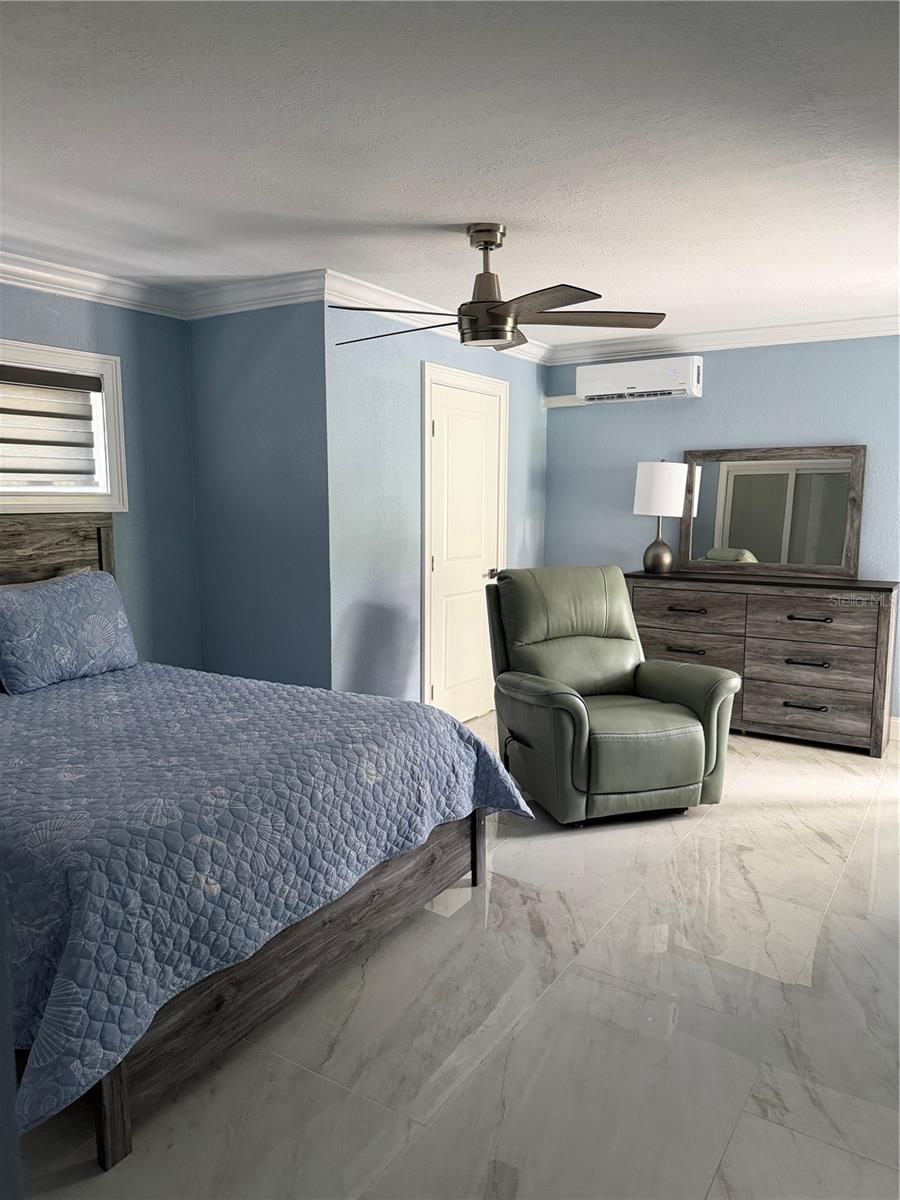 887 S GULFVIEW BLVD — photo 19