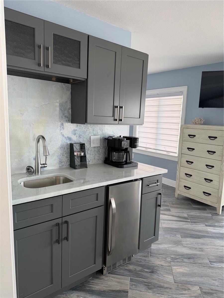 887 S GULFVIEW BLVD — photo 12