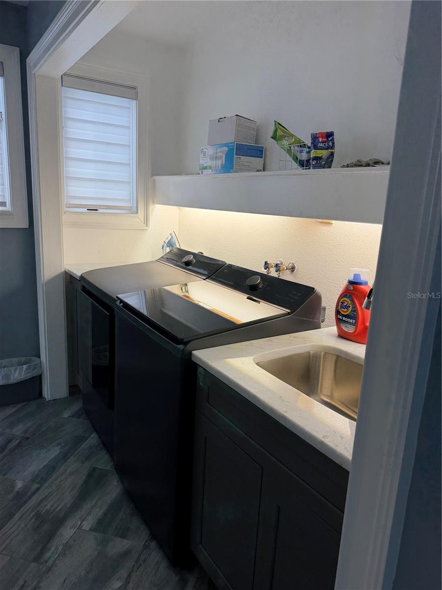 887 S GULFVIEW BLVD — photo 9
