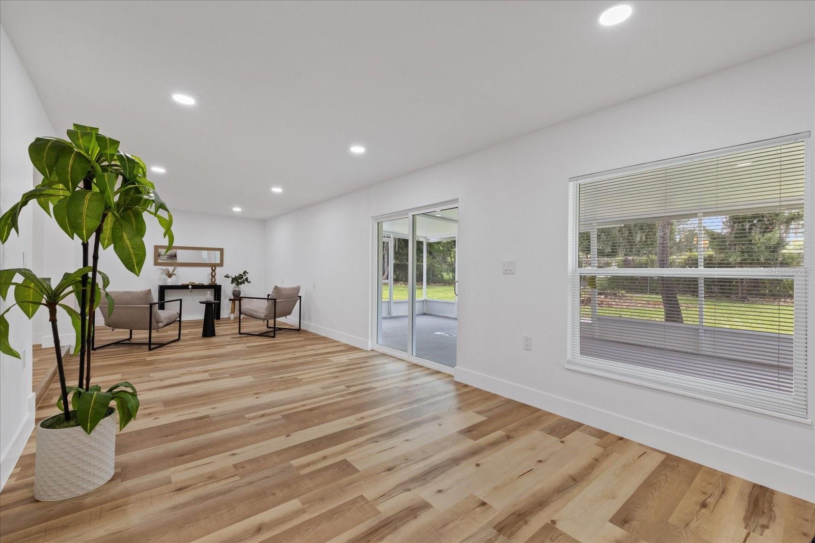 2928 FOREST CIR — photo 19